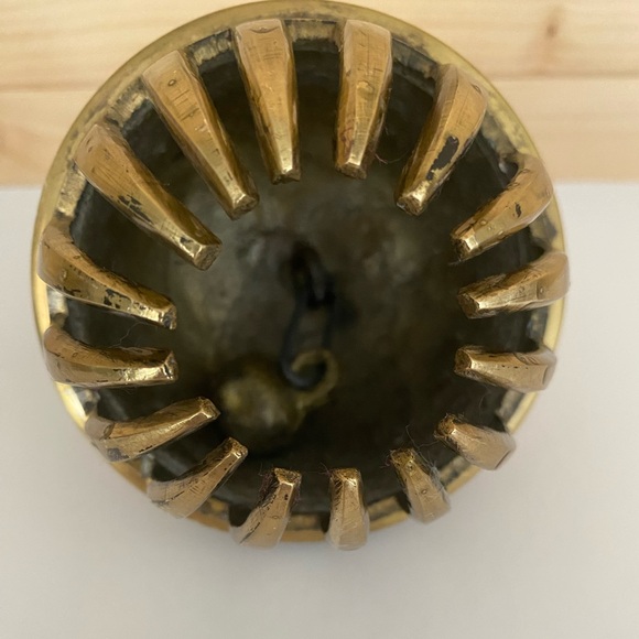 Vintage Elephant Claw Temple Bell & Stand Brass Floral Shamrock Boho Spiritual - Picture 6 of 11